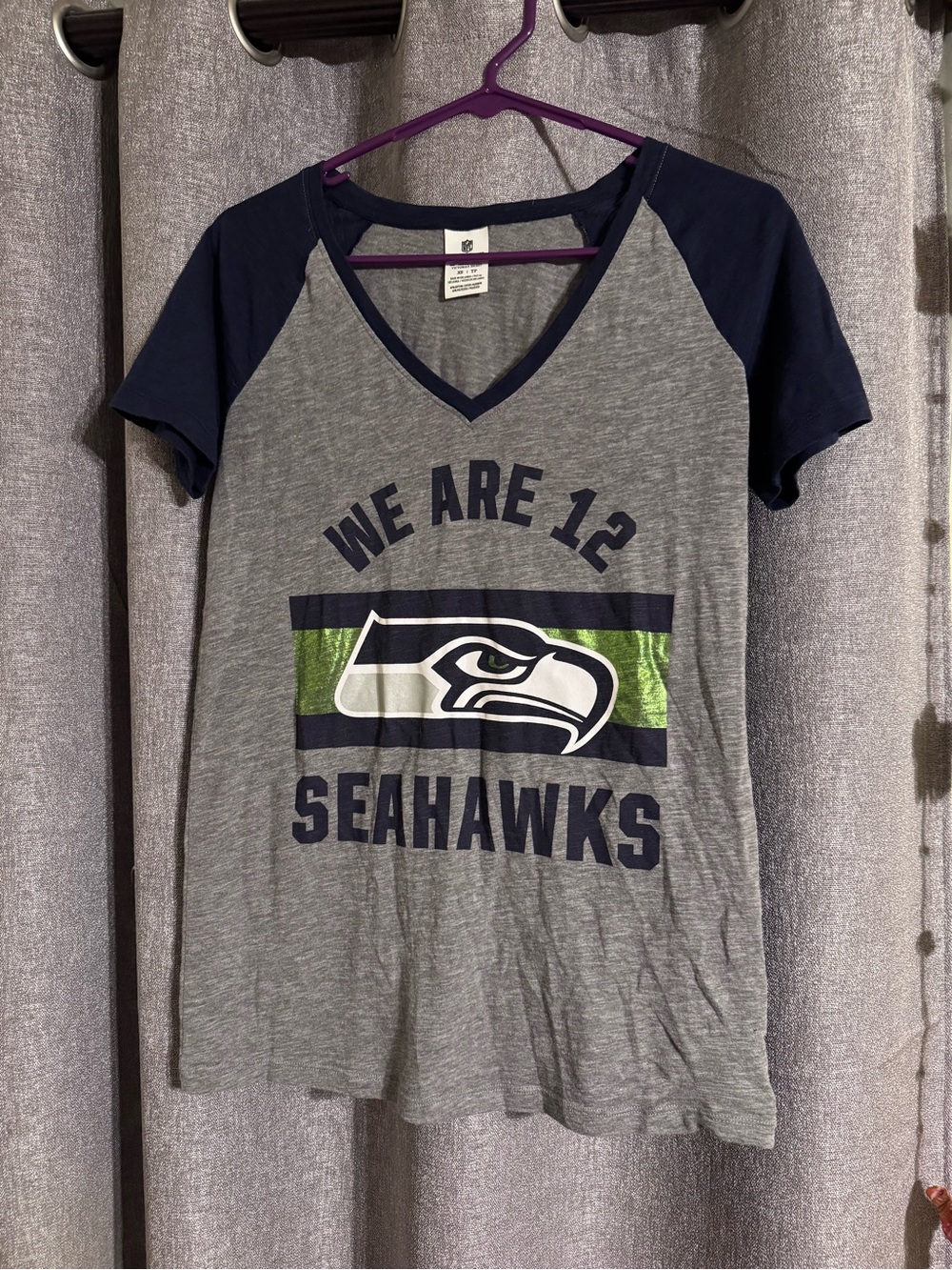 NFL PINK Victoria's Secret Gray & Navy Seahawks V-Neck Tee
